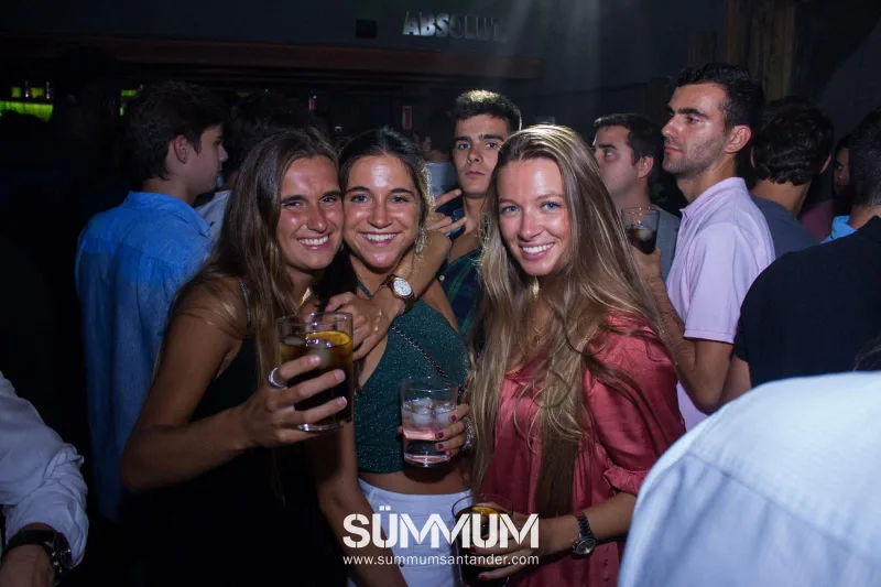 Foto de Sala Sümmum